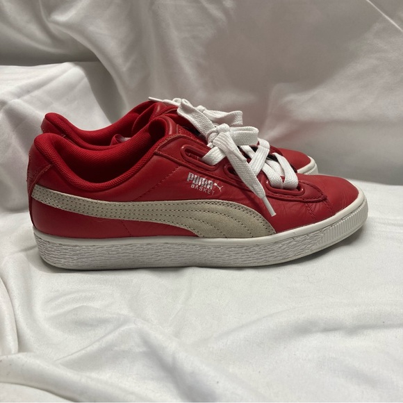 Puma Leather Basketball Court Shoes Size 7 (37.5) Red & White with Puma Laces. - Picture 6 of 12